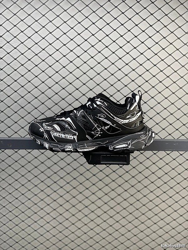 Balenciaga Black Logo Chunky Sneakers Featuring Padded Heel Tab