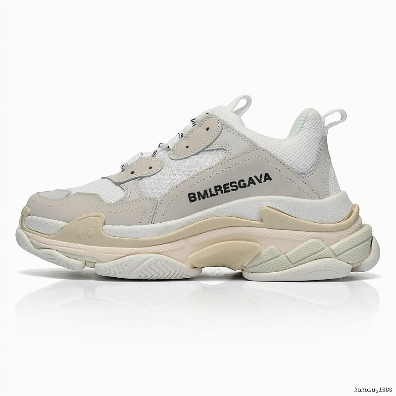 Balenciaga dad - style white shoes