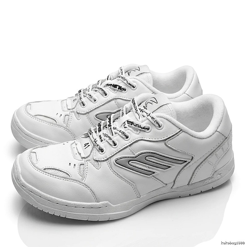 Balenciaga retro-style white shoes