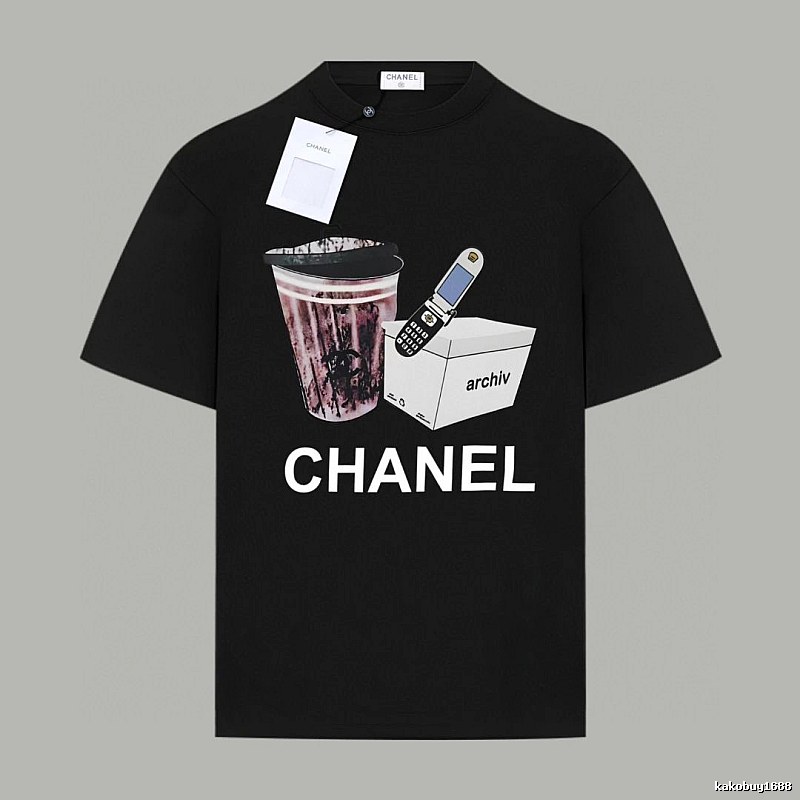 Chanel retro-style black T-shirt