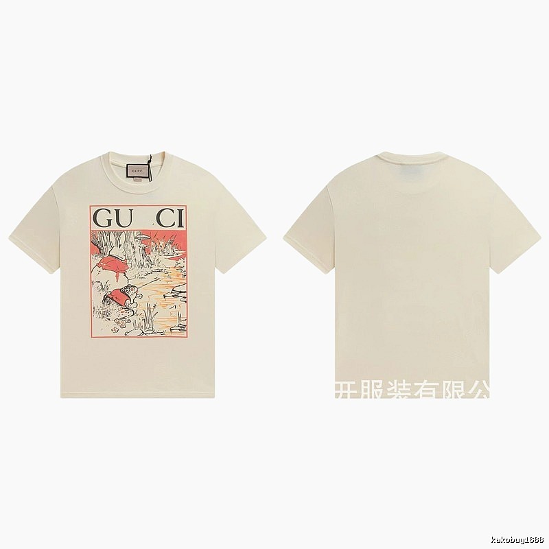 Gucci Vintage Style Illustration Print Off-white T-shirt