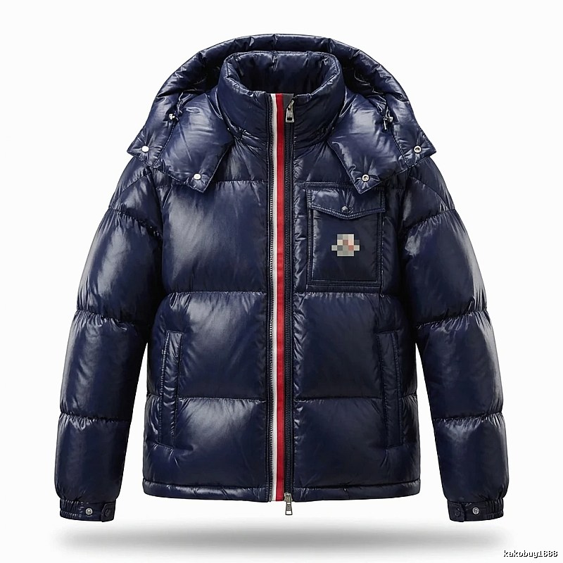 Moncler's classic style fashionable dark blue down jacket