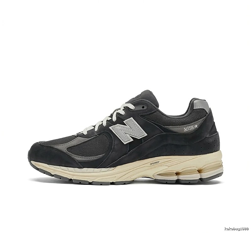 New Balance 2002R Retro Style Black and Grey Sports Shoes