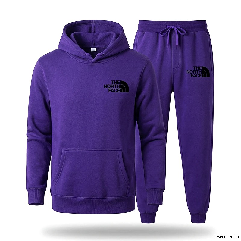 The classic purple sweatshirt suit of The North Face